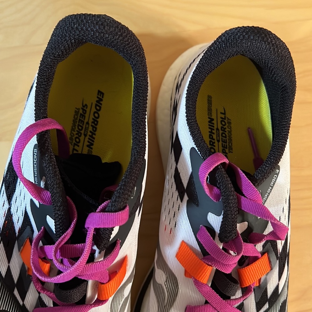 Saucony - Endorphin Pro 2 - Women’s Size 8 - EUC - Picture 9 of 9